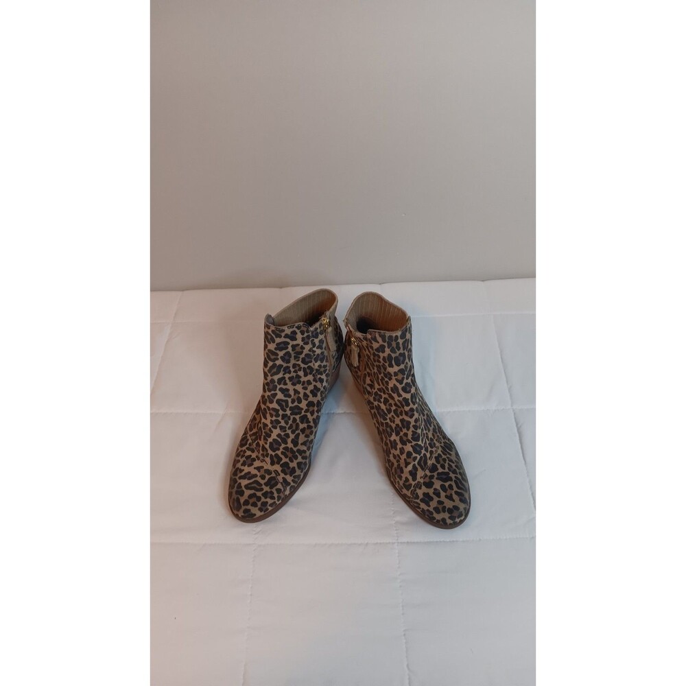 Toms Leopard Print Desert Tan Ankle Bootie Boots Sz 10
